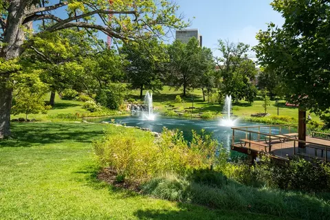 View/Area - 8905 Eager Rd, Saint Louis, MO 63144 photo 6 of 7
