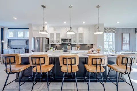 Kitchen - 8905 Eager Rd, Saint Louis, MO 63144 photo 4 of 6