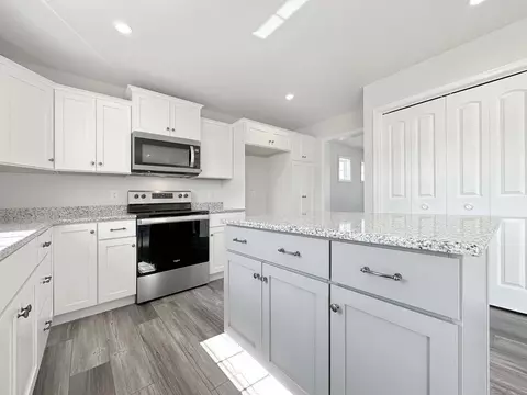 Kitchen - 00 Betteker Ln, Saint Thomas, PA 17252 photo 4 of 9