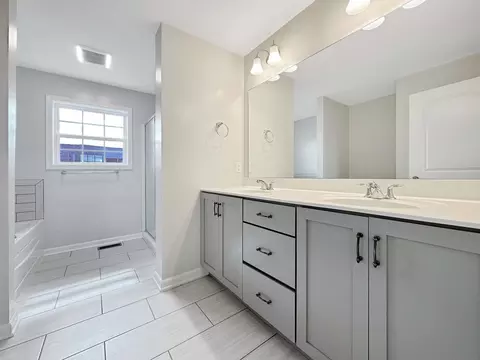 Bath - 00 Betteker Ln, Saint Thomas, PA 17252 photo 1 of 8