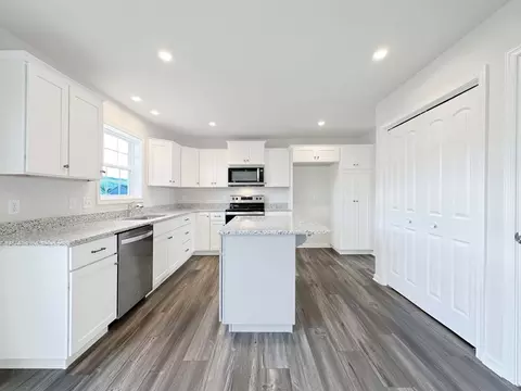 Kitchen - 00 Betteker Ln, Saint Thomas, PA 17252 photo 2 of 9