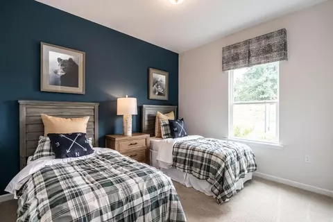 Bedroom - 4933 Locklear Ln, Collegedale, TN 37302 photo 3 of 12