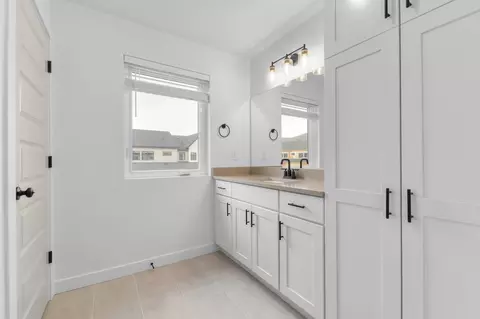 Bath - 1429 Electric Ave, Francis, UT 84036 photo 1 of 5