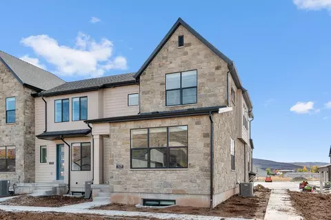 Exterior - 1429 Electric Ave, Francis, UT 84036 photo 3 of 6