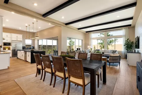 Dining - 686 W Treasure Trl, Apache Junction, AZ 85120 photo 3 of 5