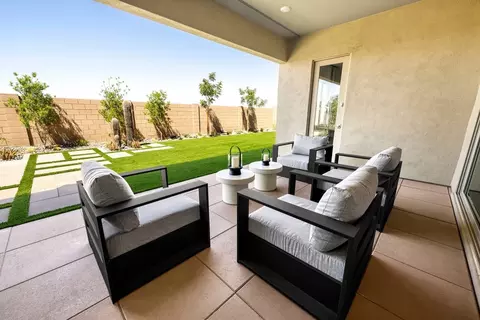 Exterior - 686 W Treasure Trl, Apache Junction, AZ 85120 photo 4 of 5