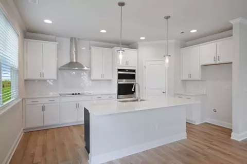 Kitchen - 46 Denali Dr, Angier, NC 27501 photo 4 of 6