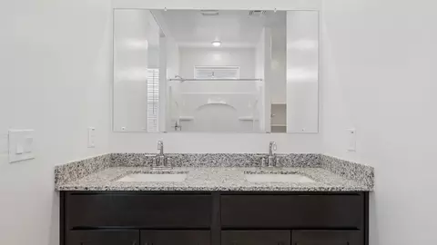 Bath - 12638 E Agave Ln, Florence, AZ 85132 photo 1 of 8