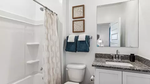 Bath - 12638 E Agave Ln, Florence, AZ 85132 photo 3 of 8