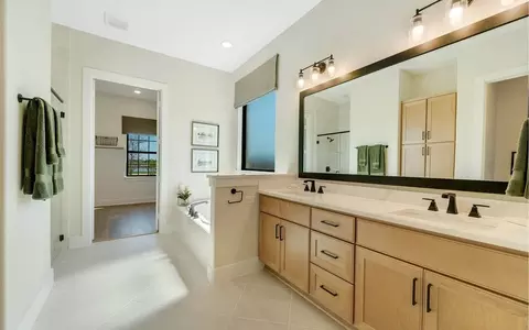 Bath - 1608 Casting Rdg, Mesquite, TX 75181 photo 2 of 6