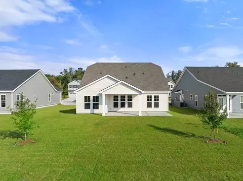 Exterior - 39 Blues Dr, Pooler, GA 31322 photo 4 of 7
