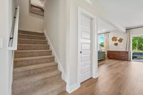 Entry Way - 7973 Mulberry Rd, Pendleton, IN 46064 photo 3 of 9