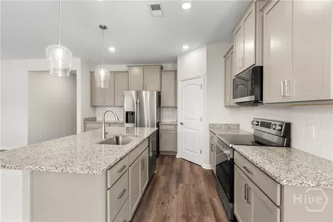 Kitchen - 17 Blues Dr, Pooler, GA 31322 photo 2 of 4