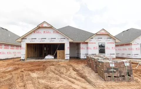 12328 SW 32nd St, Yukon, OK 73099