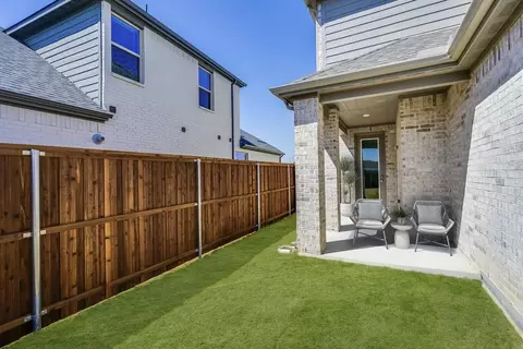 Exterior - 2040 Bluestem Rd, Celina, TX 75009 photo 5 of 14