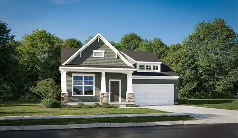 201 Scotsgrove Dr, Pataskala, OH 43062