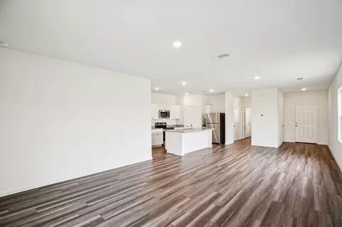 Living - 140 Dionicio Loop, Seguin, TX 78155 photo 2 of 3