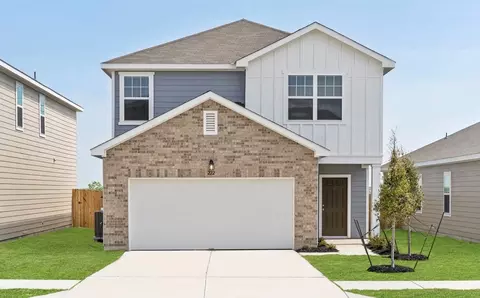 Exterior - 140 Dionicio Loop, Seguin, TX 78155 photo 6 of 8
