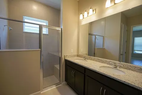 Bath - 72 Amberwood Dr, Saint Augustine, FL 32092 photo 2 of 10