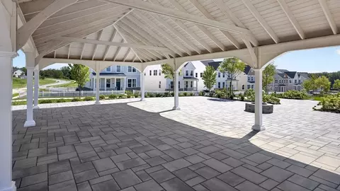 View/Area - 17055 Gathering St, Boyds, MD 20841 photo 2 of 4