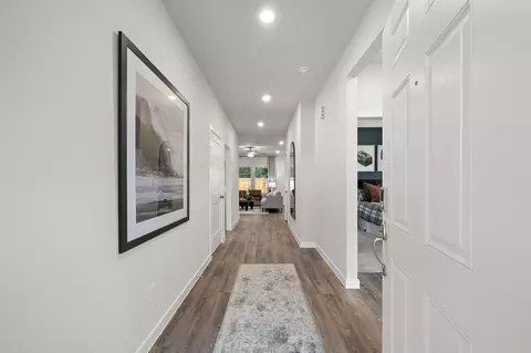 Entry Way - 10827 Red Flagstone Dr, Conroe, TX 77306 photo 1 of 5