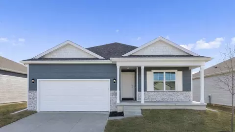 12661 S 205th Ave, Gretna, NE 68028