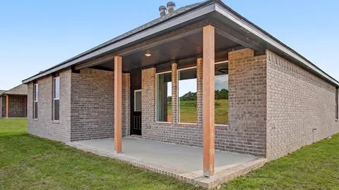 Exterior - 512 S Cherry St, Beebe, AR 72012 photo 2 of 2