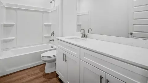 Bath - 512 S Cherry St, Beebe, AR 72012 photo 1 of 5