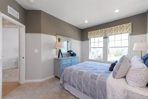 Bedroom - 2770 Bear Claw Pl, Waldorf, MD 20601 photo 8 of 13