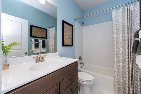 Bath - 2770 Bear Claw Pl, Waldorf, MD 20601 photo 4 of 8