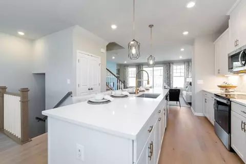 Kitchen - 2770 Bear Claw Pl, Waldorf, MD 20601 photo 2 of 8