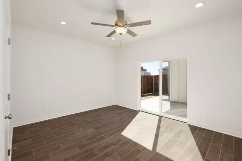 Other - Undisclosed, Laredo, TX 78046 photo 1 of 10
