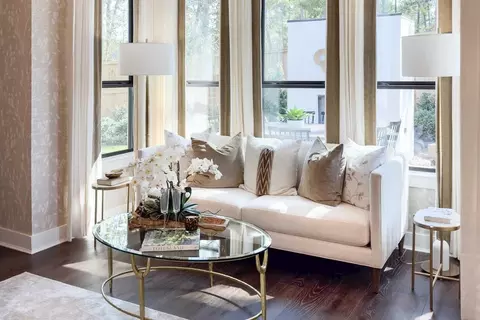 Living - 2113 Tupelo Trl, Argyle, TX 76226 photo 6 of 8