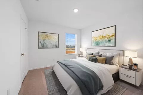 Bedroom - 16418 Cedarveil Ct, Conroe, TX 77302 photo 3 of 5