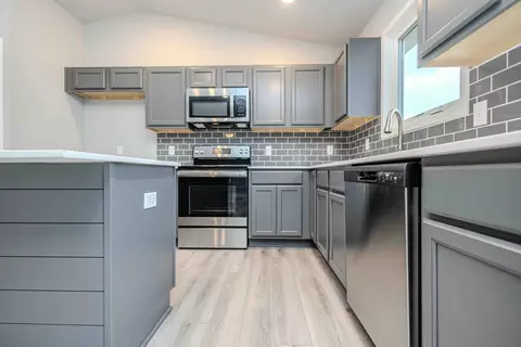 Kitchen - Bluebird Circle, Adel, IA 50003 photo 2 of 5