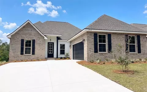 2928 Mountain Laurel Trl, Cantonment, FL 32533
