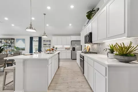 Kitchen - 808 Rockcloud Dr, Haslet, TX 76052 photo 1 of 3
