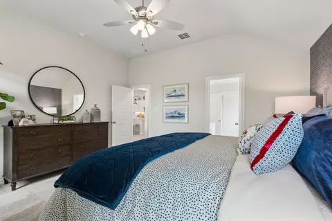 Bedroom - 808 Rockcloud Dr, Haslet, TX 76052 photo 4 of 9
