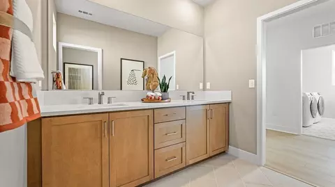 Bath - 26721 Foliage Ln, Valencia, CA 91381 photo 4 of 7