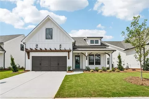 161 High Point Dr, Hoschton, GA 30548