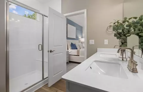 Bath - 3115 Carpenter Rd, Durham, NC 27704 photo 1 of 4