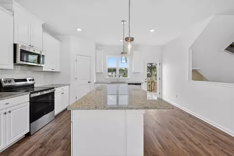 2823 Rosehall Way, Lawrenceville, GA 30044