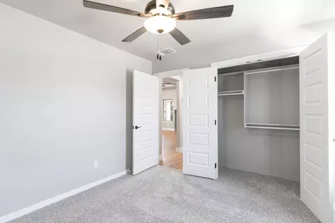 Bedroom - 8701 Stark St, Arcadia, OK 73007 photo 2 of 7