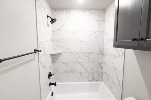Bath - 8701 Stark St, Arcadia, OK 73007 photo 7 of 11