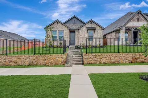 8104 Prairie Park Blvd, Denton, TX 76207