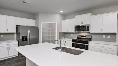 Kitchen - 511 Lancashire Ln, Irmo, SC 29063 photo 3 of 10