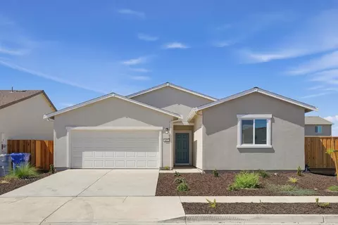 437 Broadstone Dr, Los Banos, CA 93635