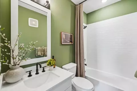 Bath - 1759 Blacksmith Way UNIT B, Frederick, MD 21702 photo 3 of 3