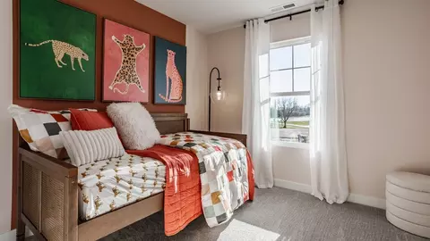Bedroom - 8003 Schrieber Rd, Floyds Knobs, IN 47119 photo 3 of 8