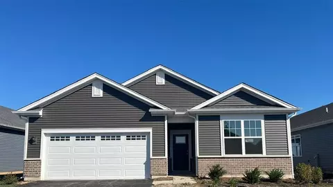 2513 Skye Dr, Pingree Grove, IL 60140